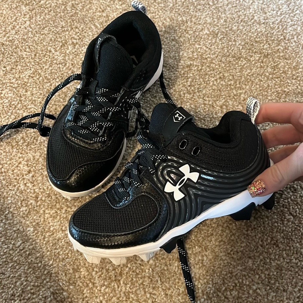 Youth Under Armour Cleats